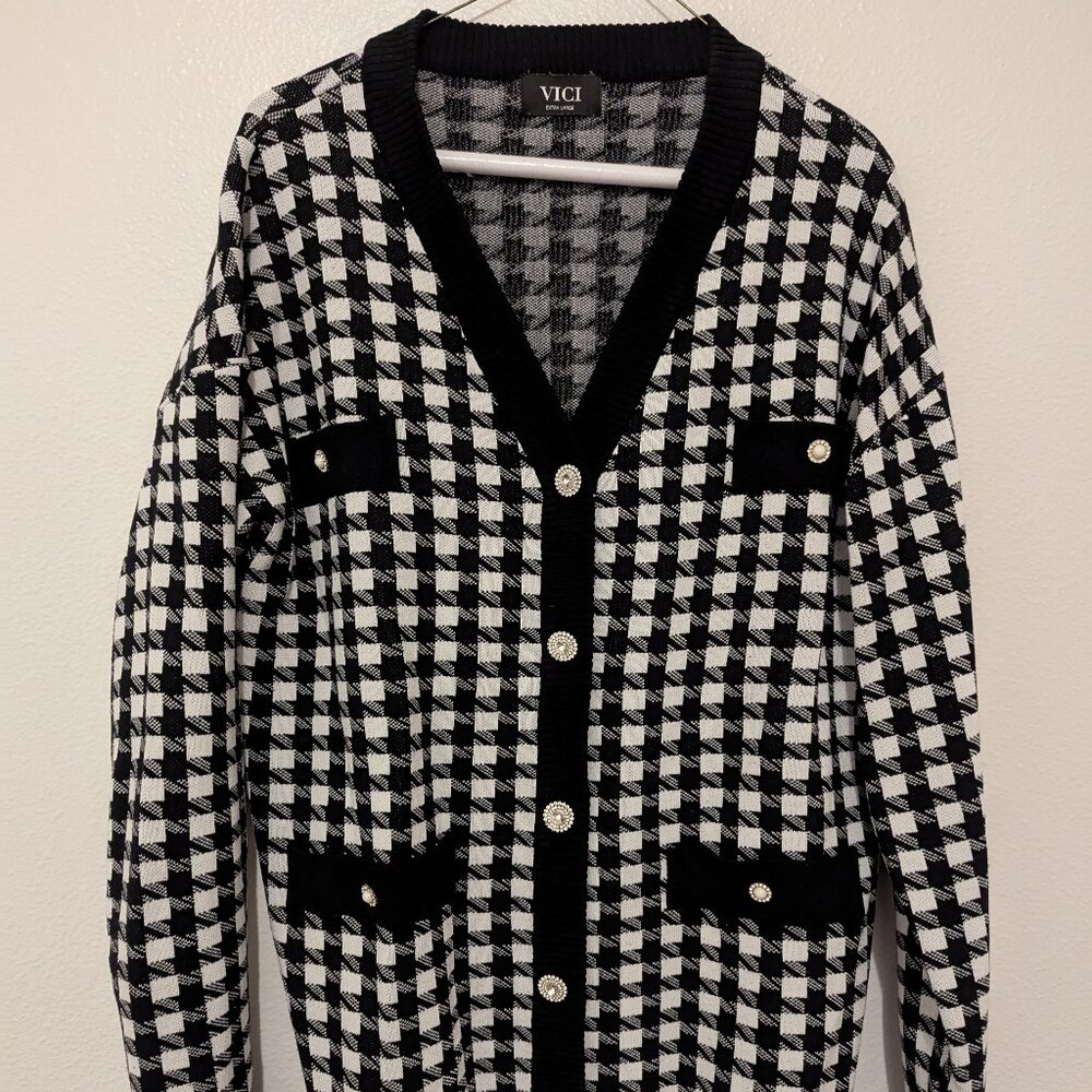 Vici Oversized Houndstooth Cardigan Sweater Button Details - XL